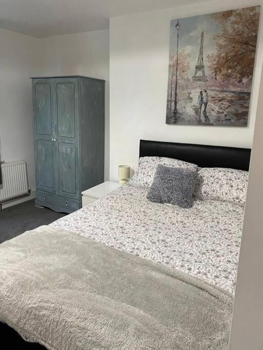 Appartamento 3 Double Bedroomed Flat, Acton. London, Uk